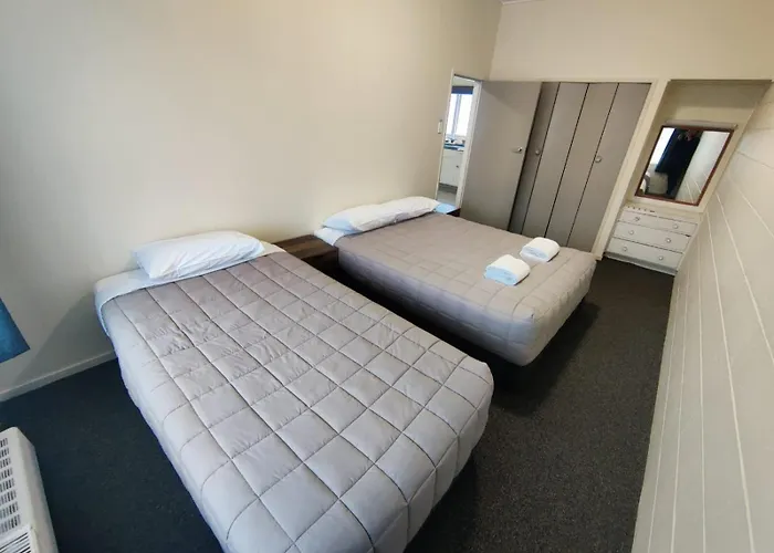 Manhattan Motel 3*