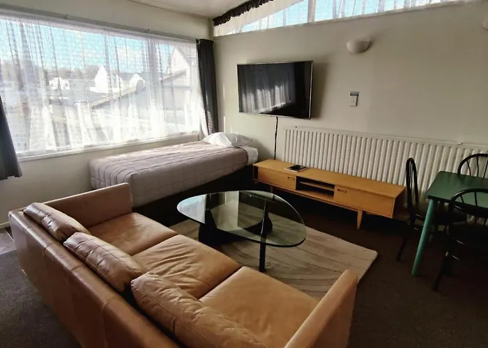 Manhattan 3*